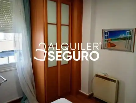 Habitación de Piso de alquiler en Miranda de Ebro con Calefacción, Terraza y Amueblado