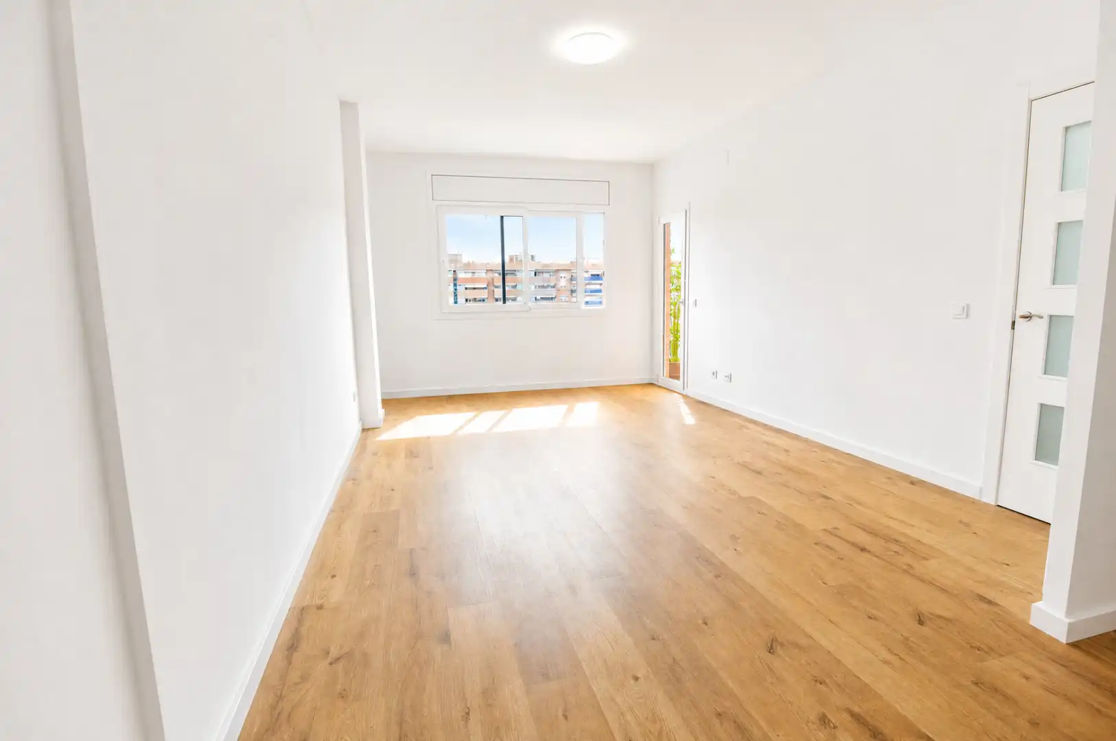 Habitación de Piso en venta en  Barcelona Capital con Horno y Balcón