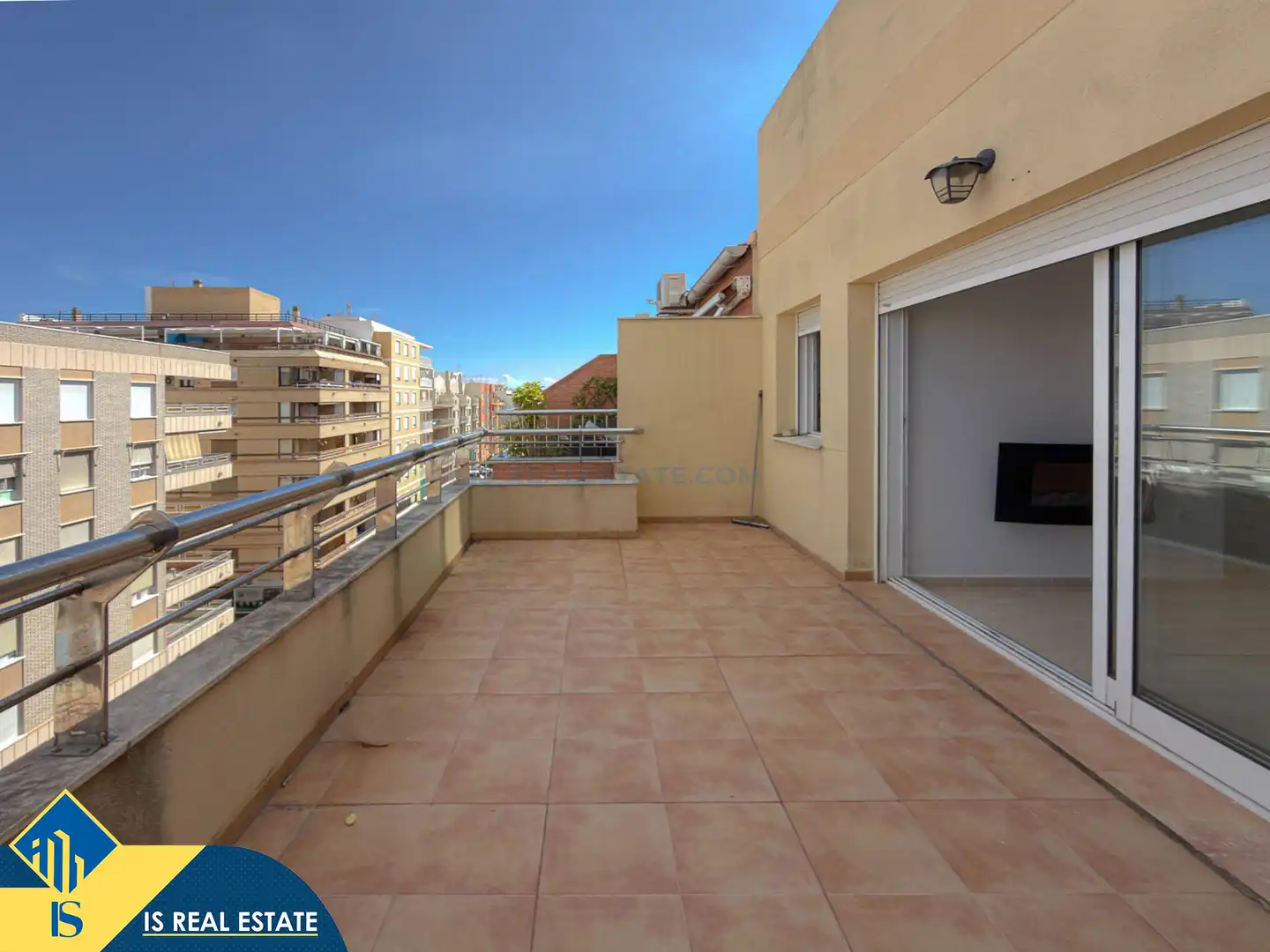 Penthouse with lift for sale in Playa del Cura