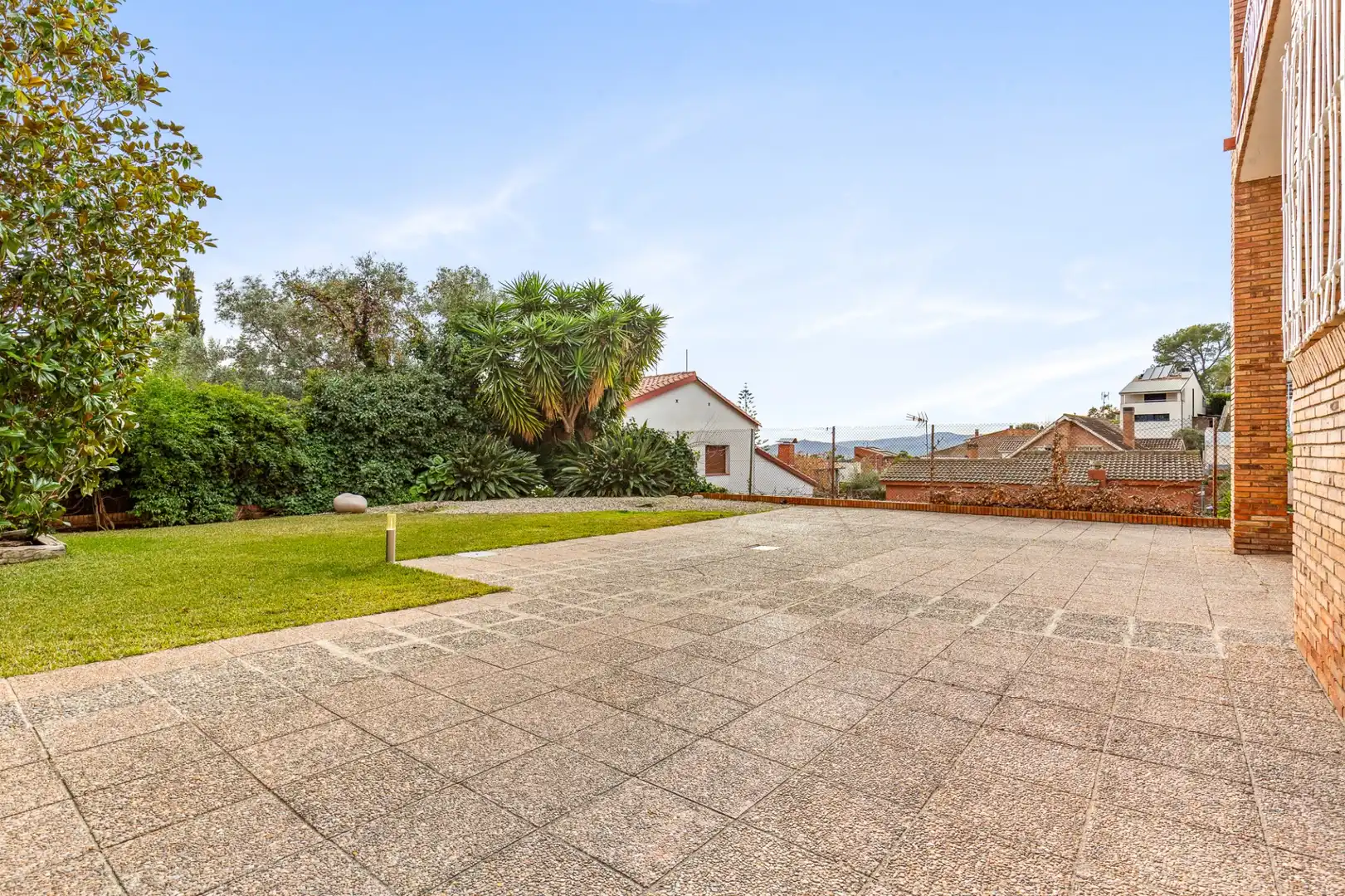 Vista exterior de Casa o chalet en venta en Sant Just Desvern con Aire acondicionado, Calefacción y Terraza