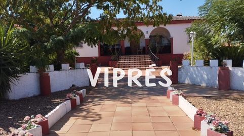 Atención a lo que os traemos en exclusiva desde la Oficina de Viprés Centro!! Presentamos una exclusiva finca urbana de 1.435 m, s