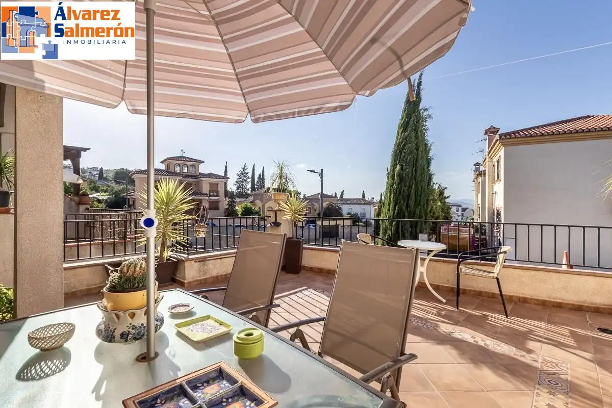 Casa con piscina en venta en Ogíjares, imagen 4