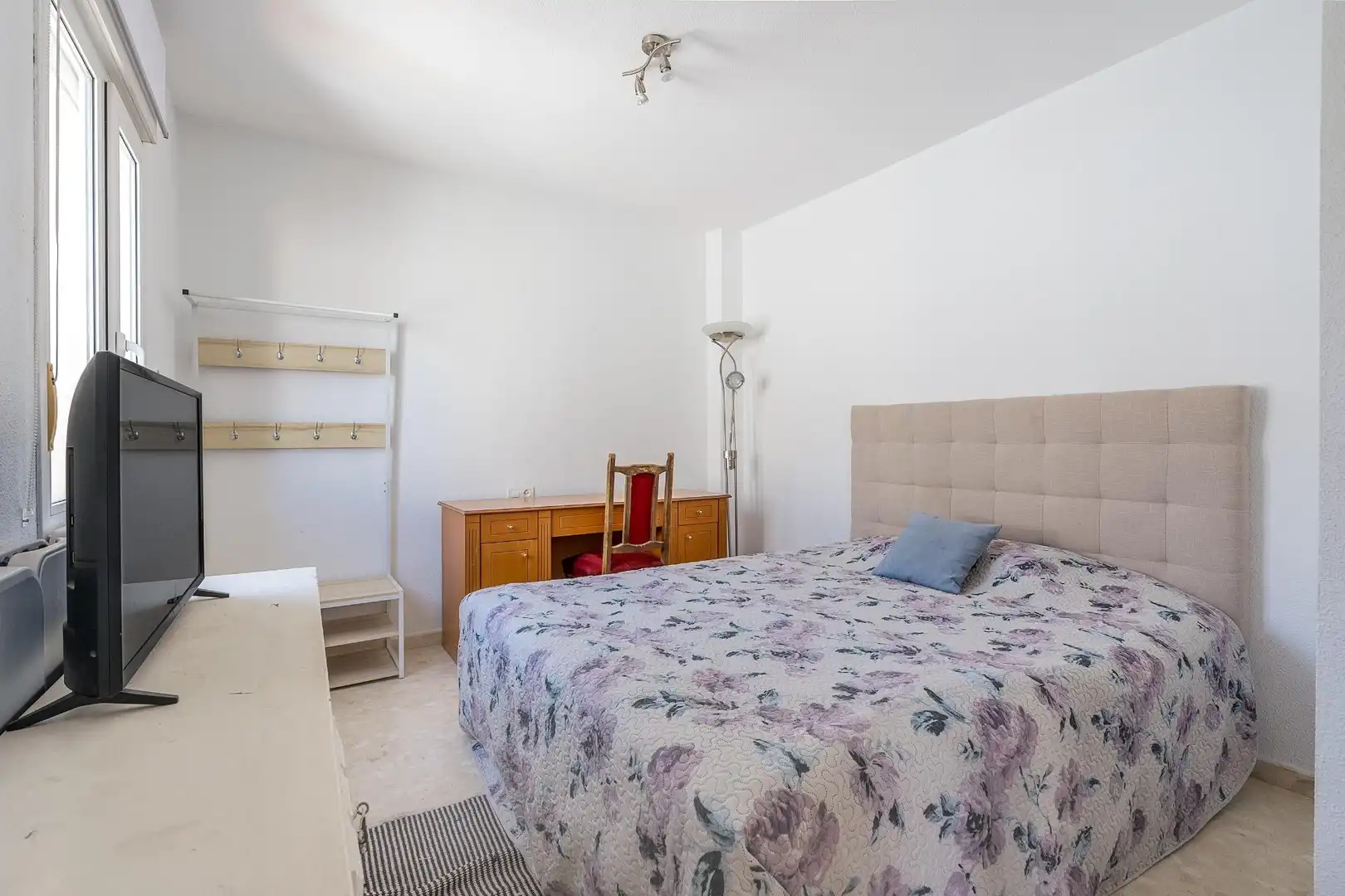 Habitación de Casa adosada en venta en Norte