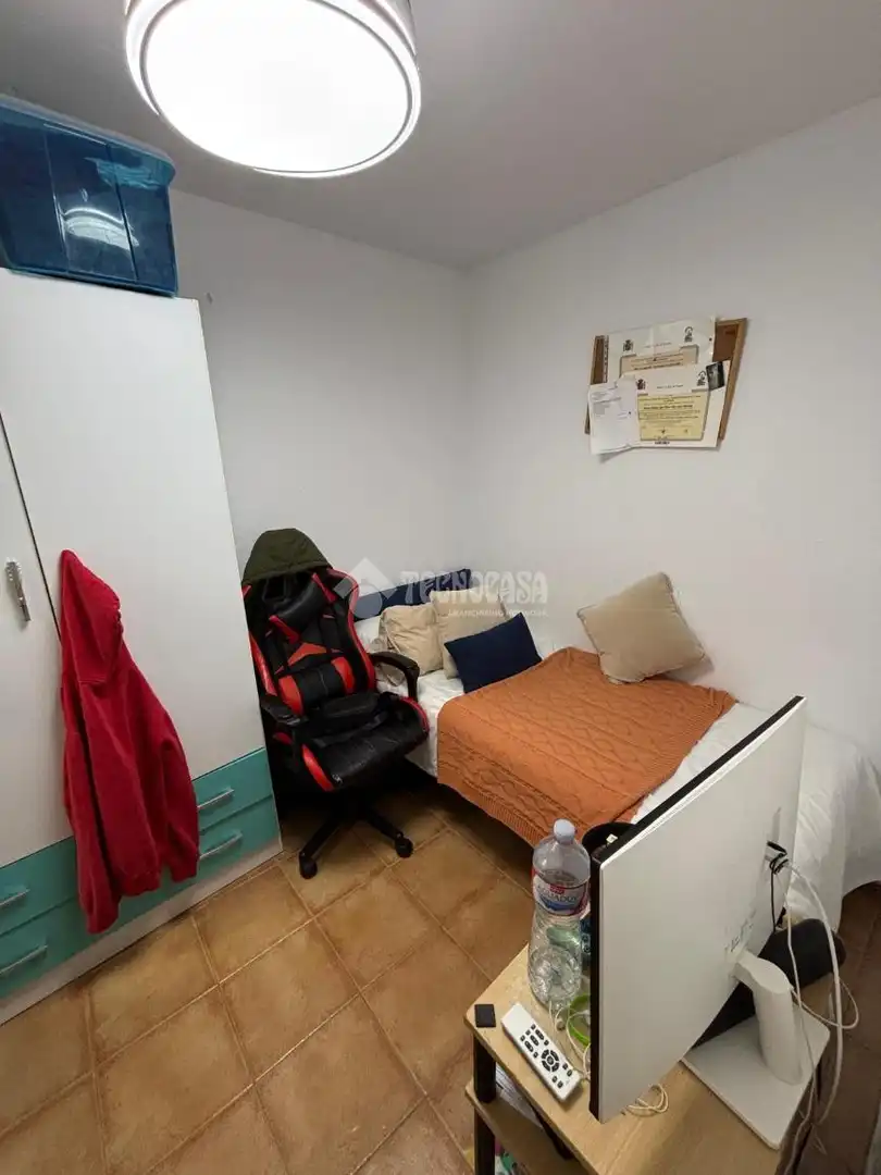 Habitación de Casa adosada en venta en Ayamonte con Aire acondicionado y Terraza