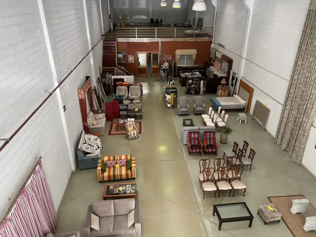 Nave industrial de alquiler en Ames