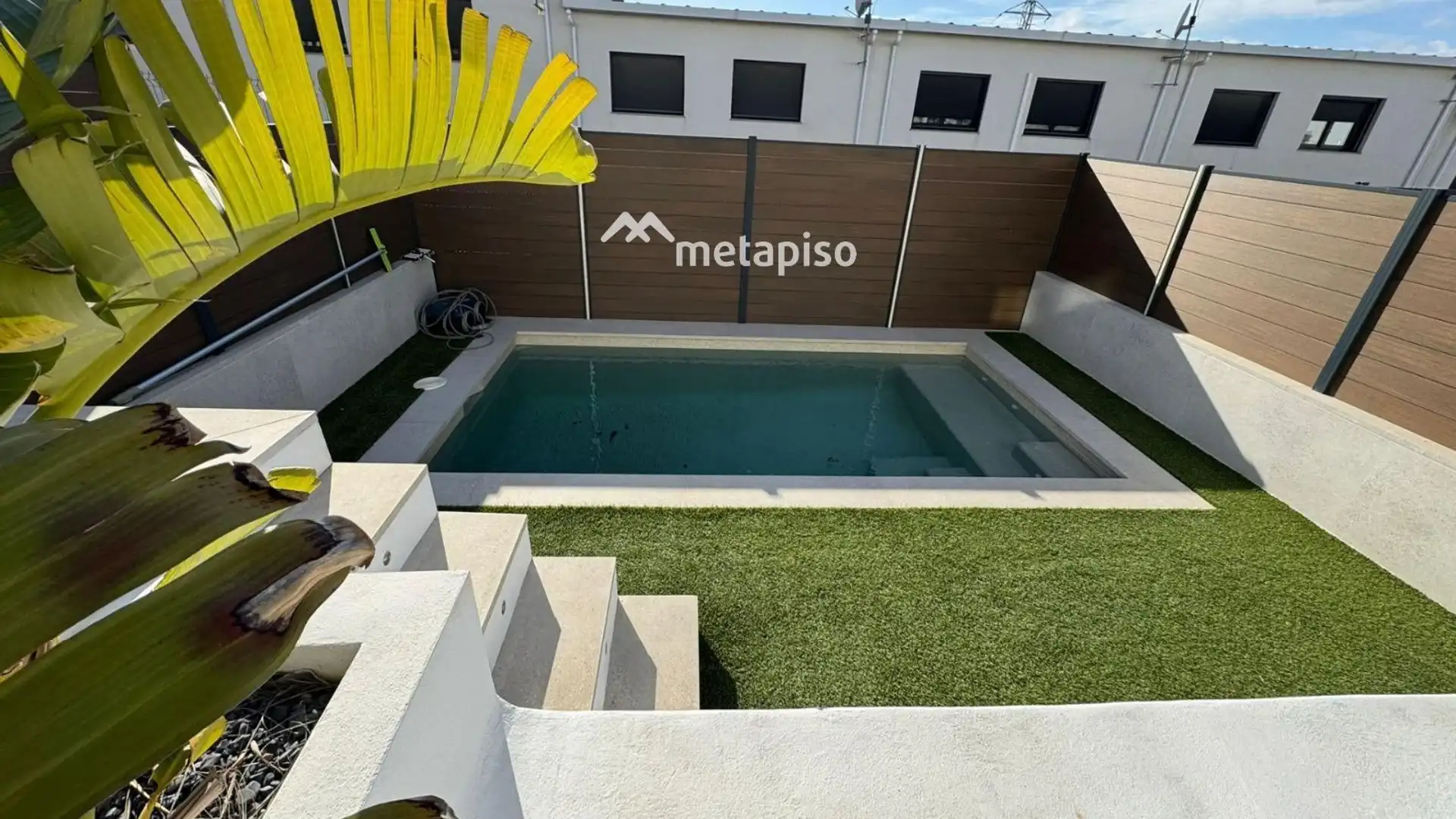 Piscina de Casa adosada en venta en Castellet i la Gornal con Aire acondicionado, Calefacción y Piscina