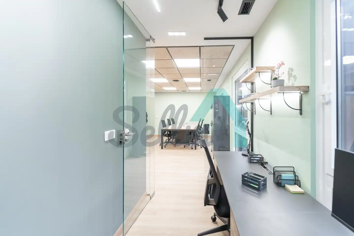 Office for rent in Ribera de Arriba  with Air Conditioner and Furnished
