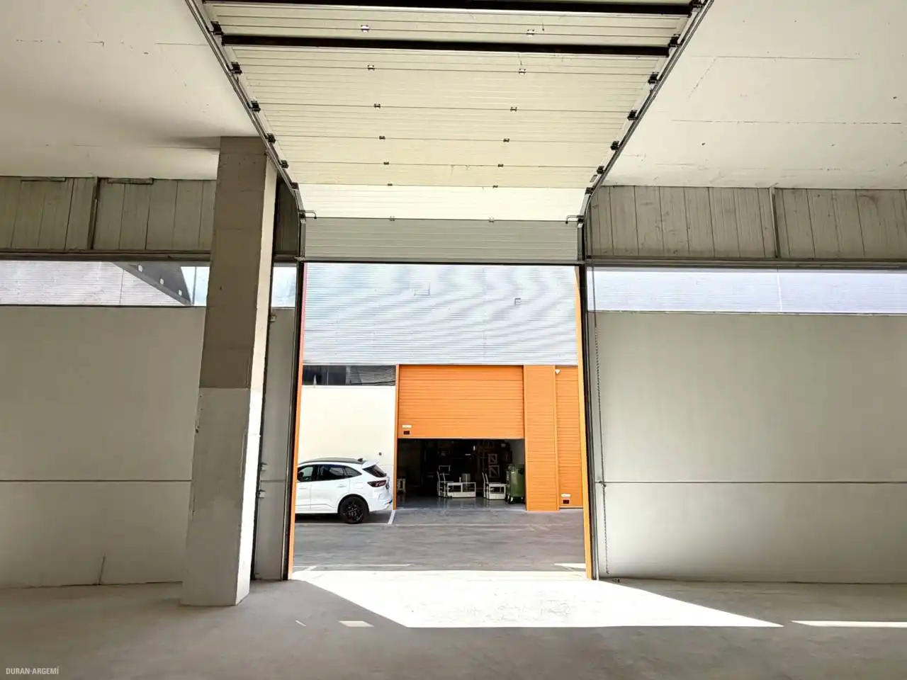 Nave industrial de alquiler en Terrassa