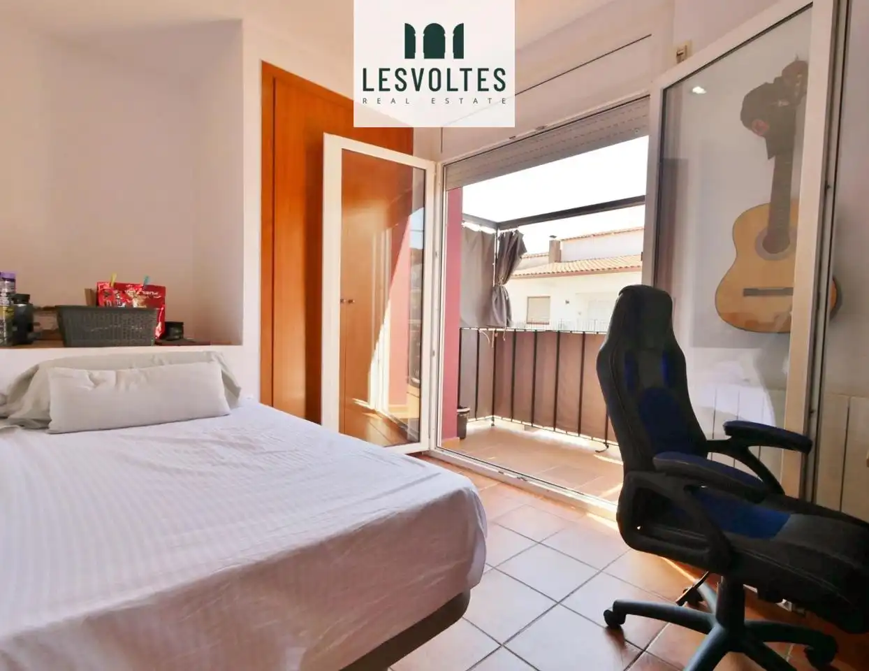 Piso en venta en Carrer de Bellcaire, La Punxa