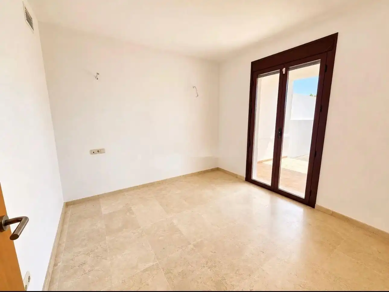 House with pool for sale in Casares pueblo, imagen 9