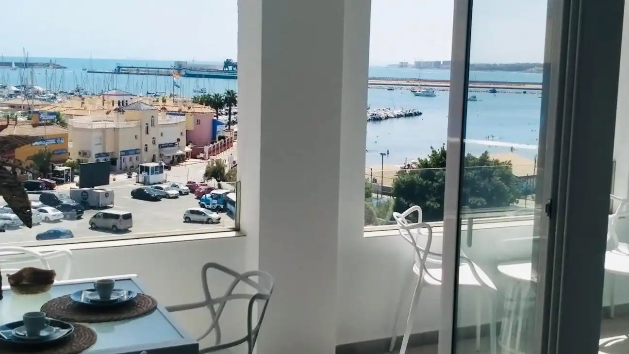Flat with terrace for sale in Avenida Avenida Doctor Gregorio Marañón, imagen 3