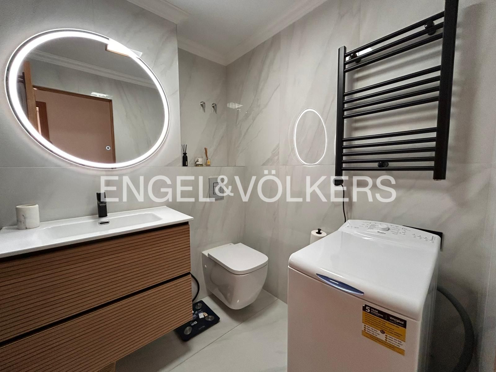 Bany de Pis en venda en Torrevieja amb Aire condicionat, Calefacció i Moblat