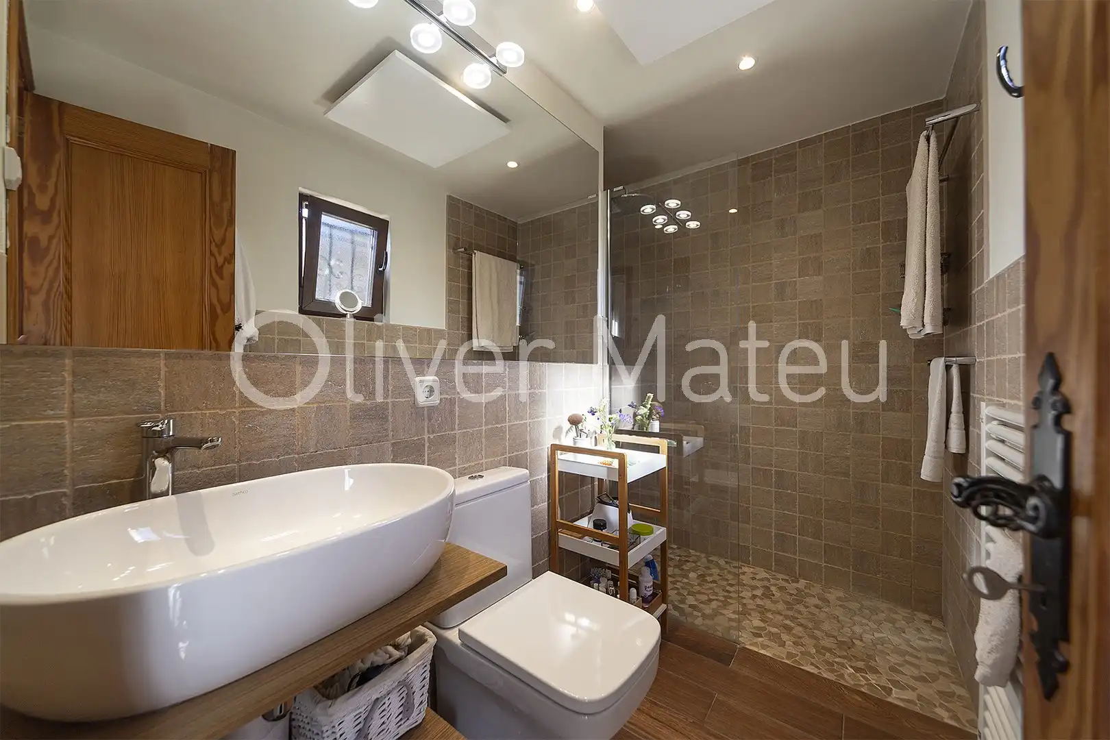 Bathroom of Houses for sale in Bunyola  with Heating, Private garden and Terrace