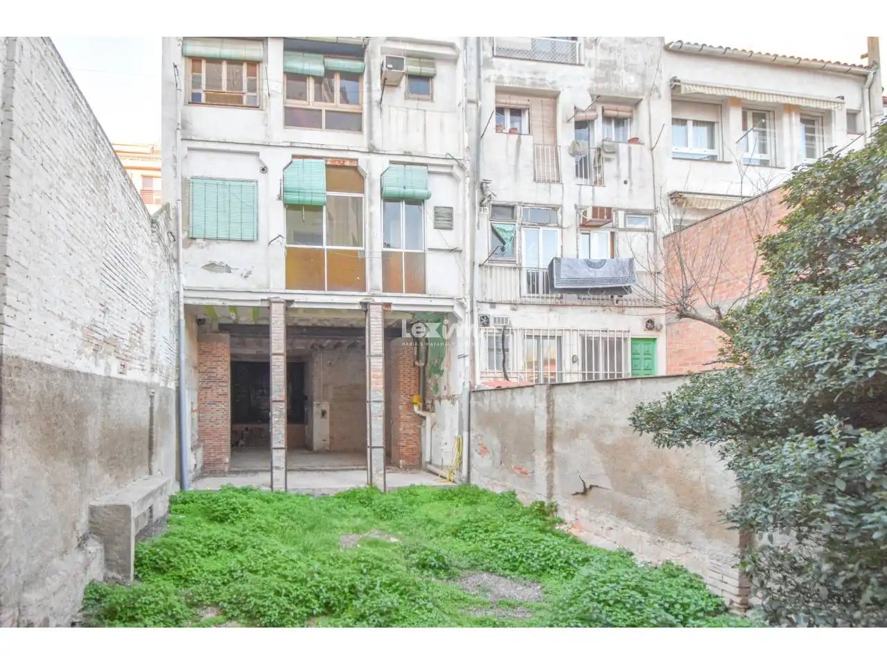Vista exterior de Casa o chalet en venta en Manresa con Jardín privado