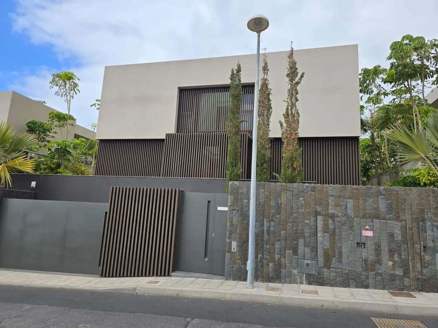 Detached house with terrace for sale in Calle Tajore, imagen 5