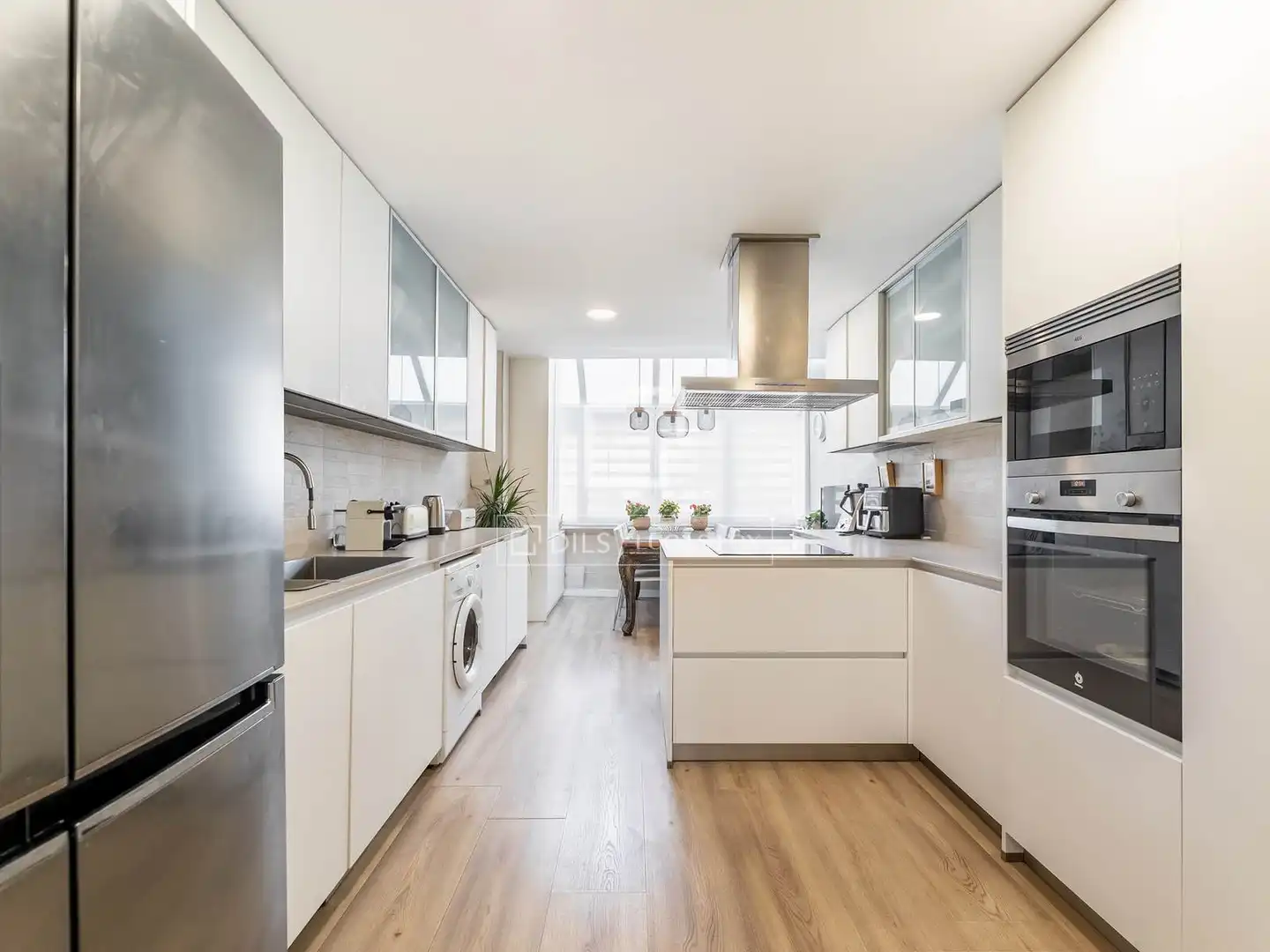 Cuina de Casa o xalet en venda en Majadahonda amb Aire condicionat, Jardí privat i Terrassa