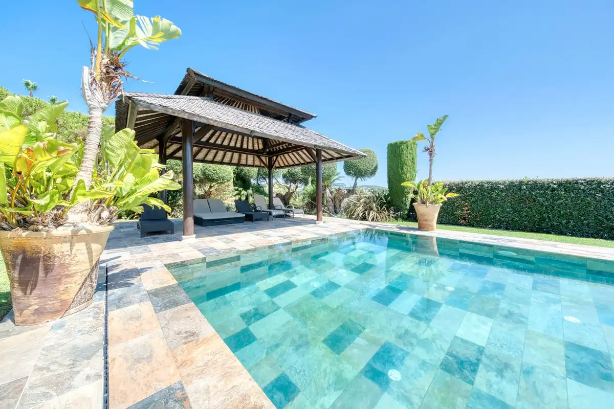 Piscina de Casa o chalet en venta en Sotogrande con Aire acondicionado, Jardín privado y Terraza