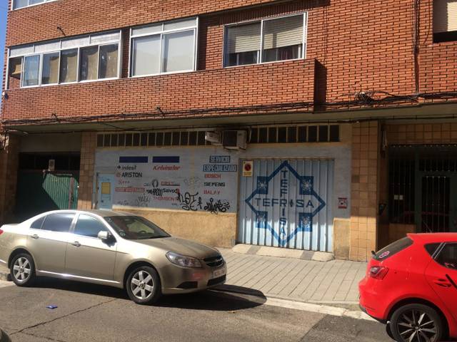 Local comercial en Alquiler en Calle del Mirlo, 55 en Pajarillos Altos