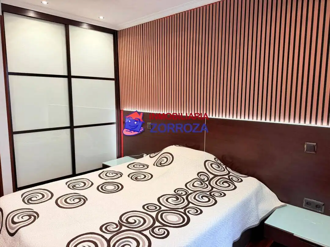 Bedroom of Flat for sale in Bilbao   with Heating and Furnished
