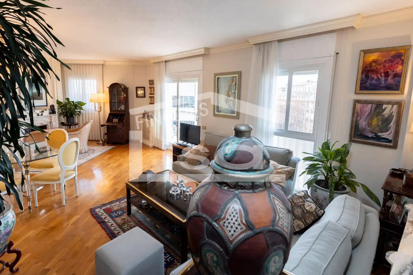 Sala d'estar de Dúplex en venda en Barcelona amb Aire condicionat, Jardí privat i Terrassa