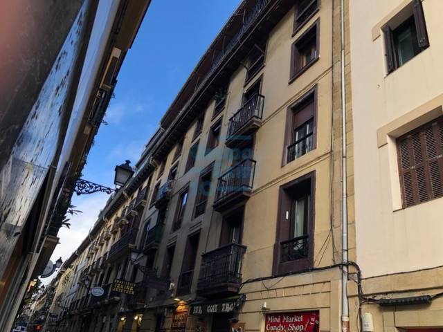 Piso en Alquiler en Donostia-San Sebastián - Fermin Calbeton Kalea, 4 en Parte Vieja