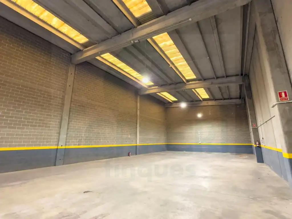 Industrial buildings for sale in Esparreguera