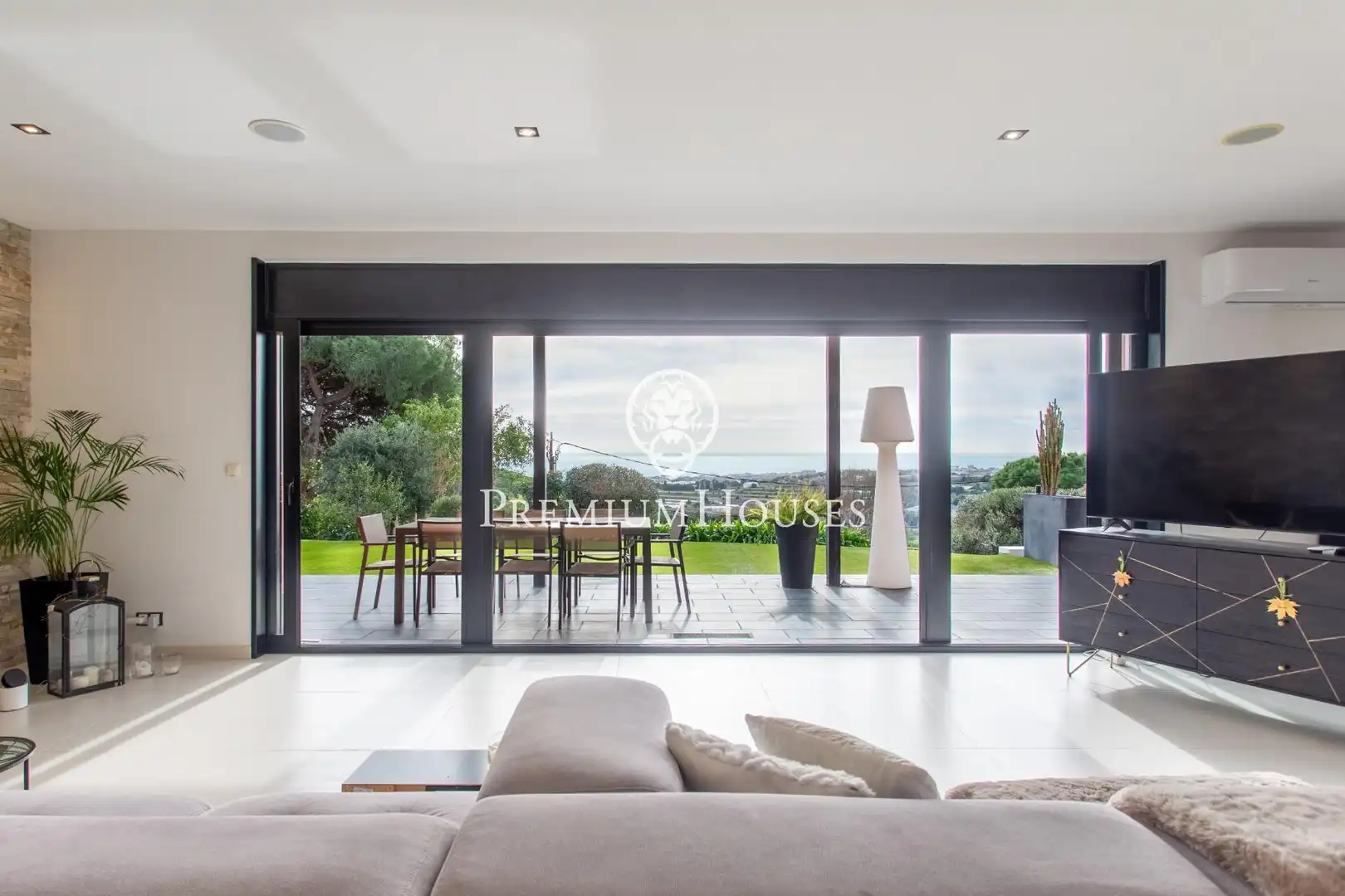 Terrace of Houses for rent in Cabrils  with Air Conditioner, Heating and Private garden