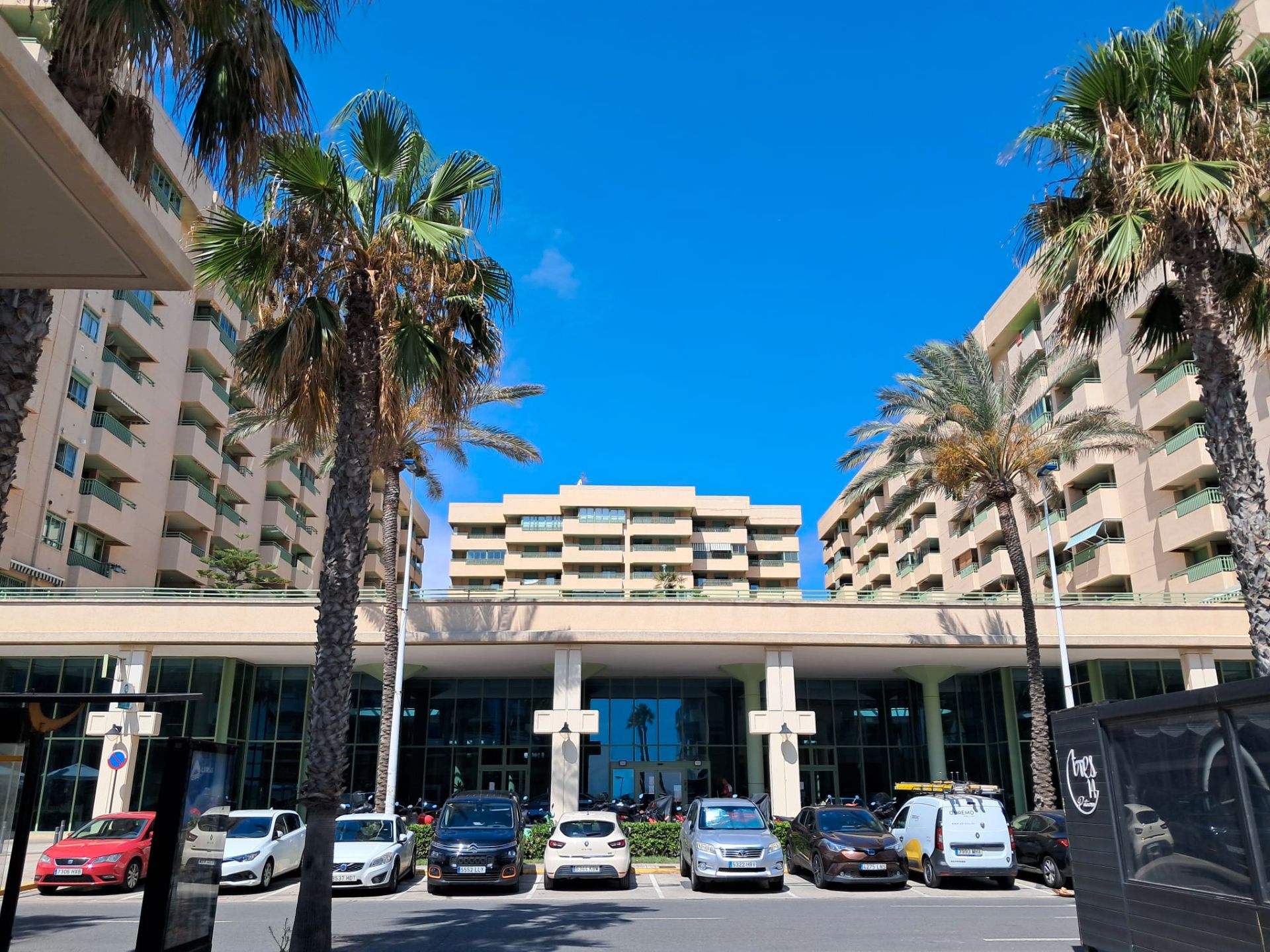 Vista exterior de Apartament en venda en Alboraya amb Aire condicionat, Jardí privat i Terrassa