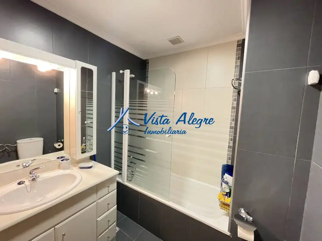 Bathroom of Detached homes for sale in Haro  with Heating, Parquet flooring and Terrace