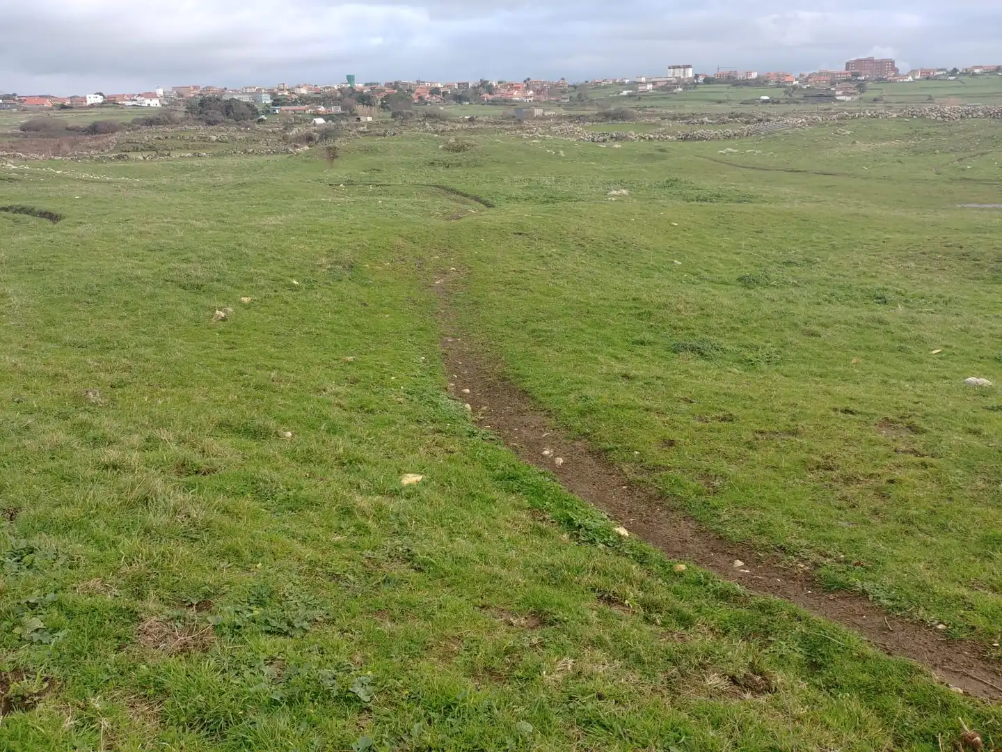 Terreni e lotti in vendita a Cueto, imagen 4
