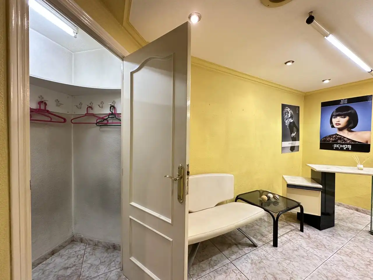 Office for sale in Alicante / Alacant  with Air Conditioner