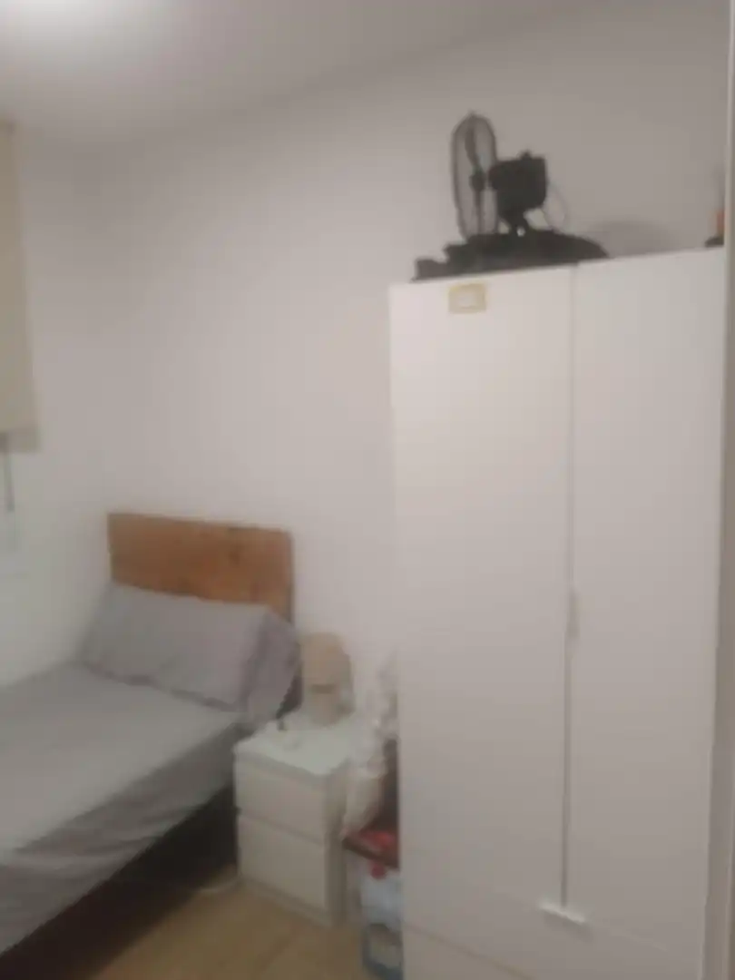 Schlafzimmer von Erdgeschoss zur Miete in Sevilla