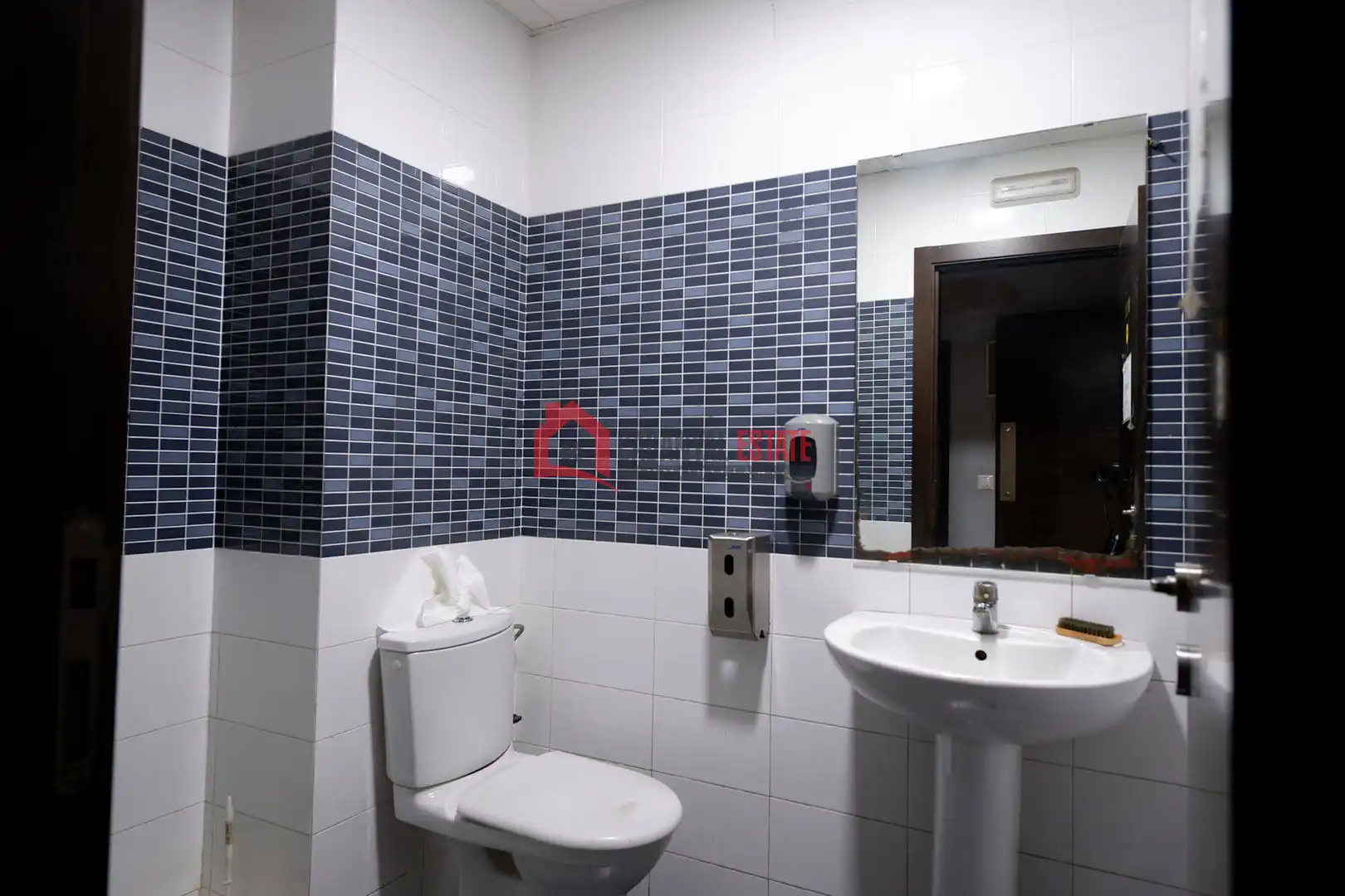 Badezimmer von Fabrikhallen zur Miete in Corralet - Bonanza - Tres Rutas