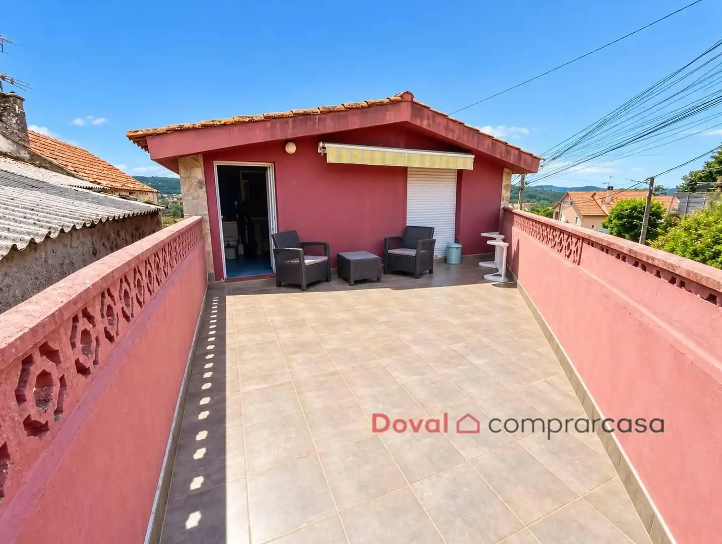 Balcony of Houses for sale in Valadares - Beade