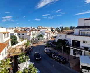 Exterior view of Duplex for sale in Benalmádena  with Air Conditioner and Terrace