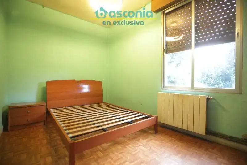 Habitación de Piso en venta en Galdakao con Calefacción y Amueblado