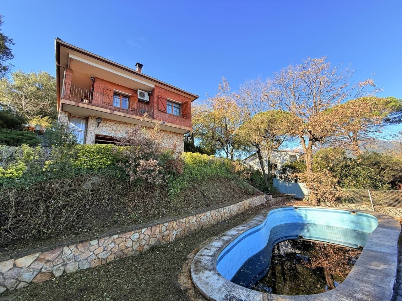 Vista exterior de Casa o xalet en venda en Riells i Viabrea amb Traster