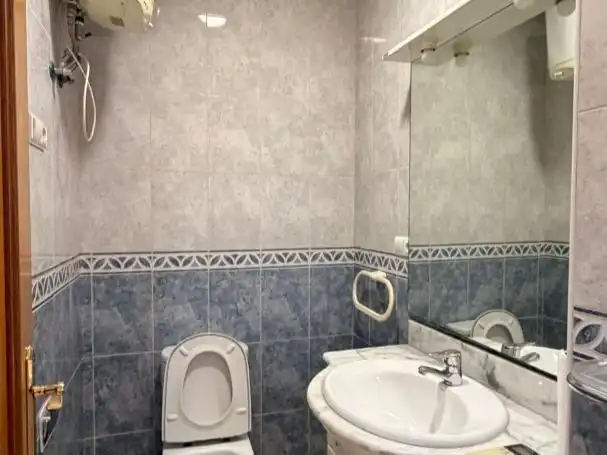 Bany de Oficina de lloguer en Centro  