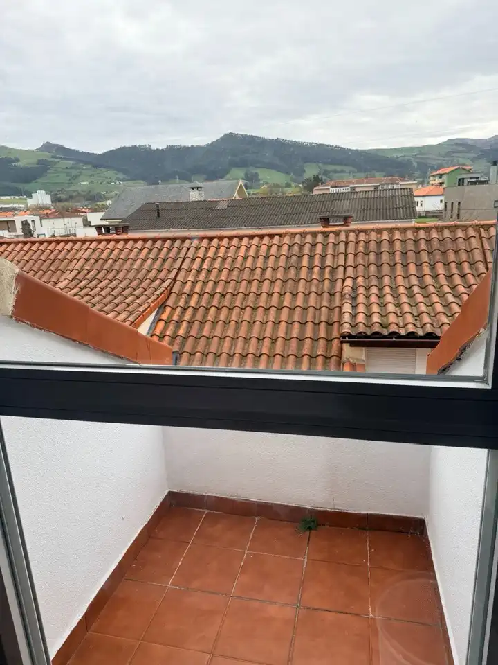 Terraza de Casa adosada en venta en Torrelavega  con Calefacción, Parquet y Terraza
