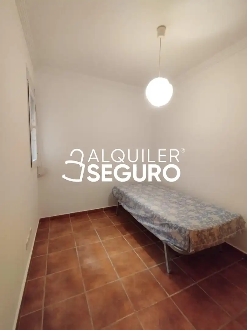 Habitación de Piso de alquiler en Mijas con Terraza y Amueblado
