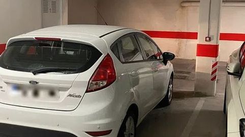 Foto 2 de Garaje de alquiler en Calle Caleruega, 53, Universidad - Las Huelgas, Burgos Capital