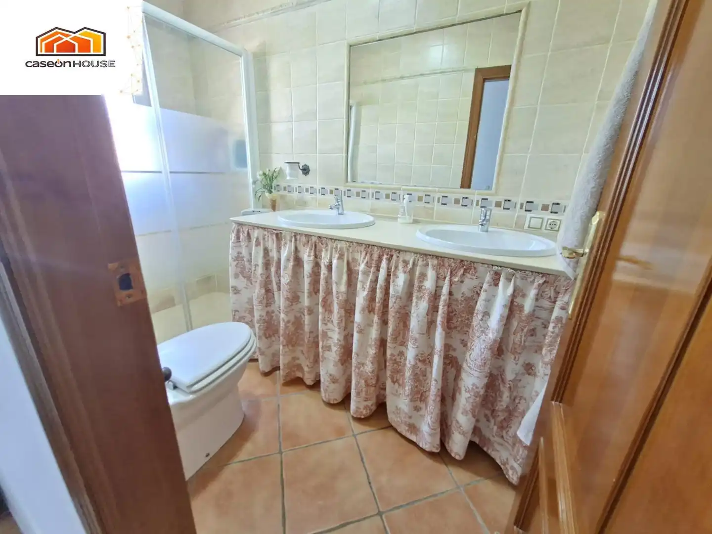 Bany de Casa o xalet en venda en Chiclana de la Frontera amb Jardí privat