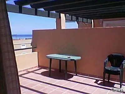 Terrasse von Wohnungen zur Miete in Algeciras mit Terrasse, Schwimmbad und Möbliert