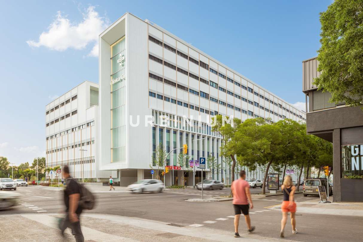Exterior view of Industrial buildings to rent in Girona Capital