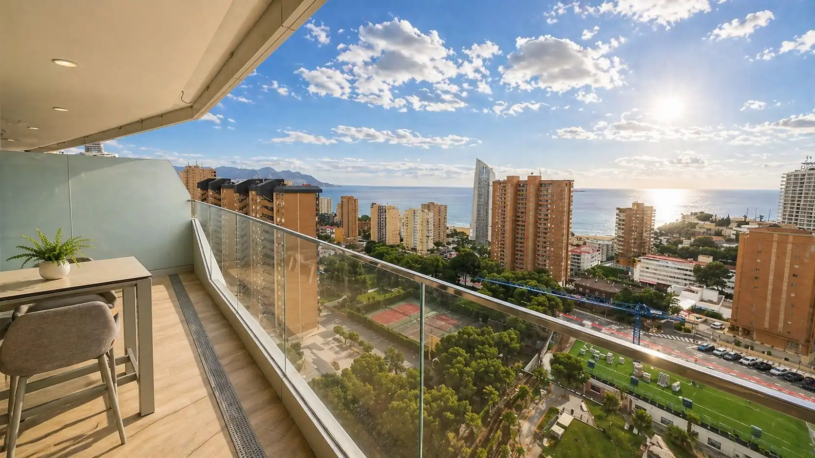 Apartment with pool for sale in Playa de Poniente