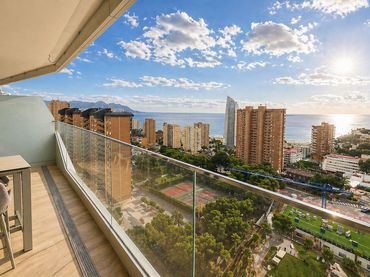 Appartement compact avec piscine à vendre à Playa de Poniente