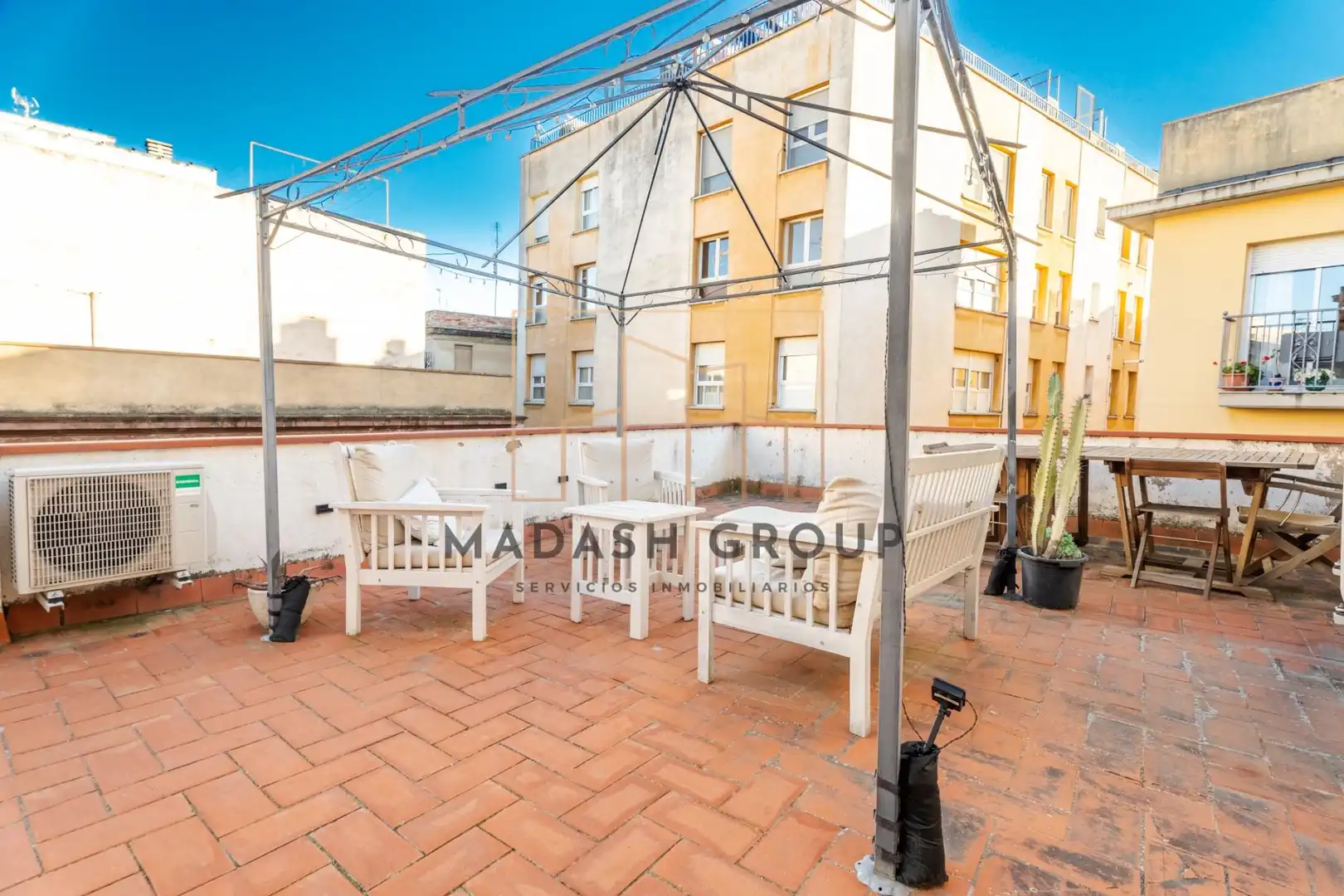 Reihenhaus mit Terrasse zum Verkauf in RASETA DE SALES, imagen 33