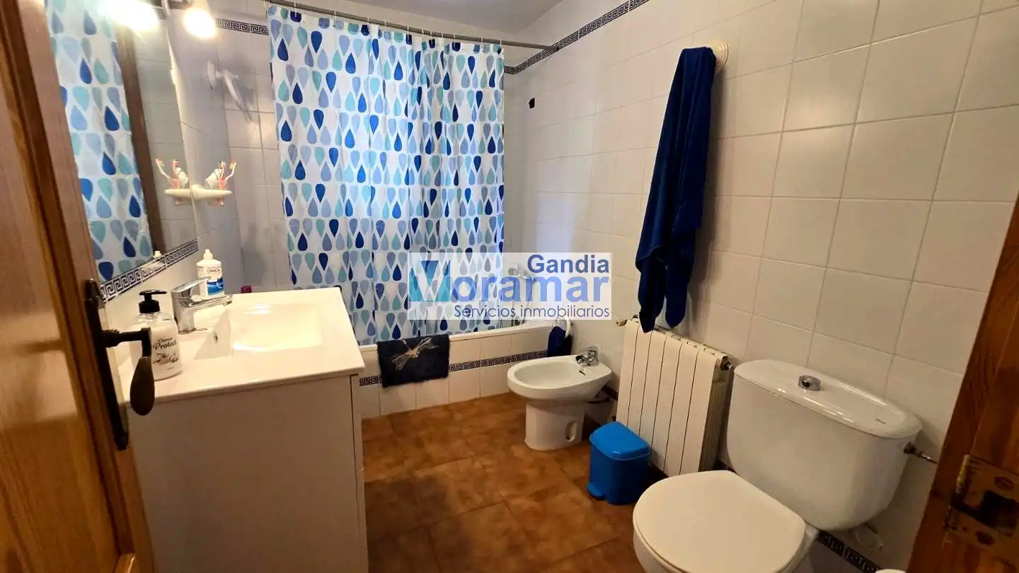 Baño de Casa o chalet de alquiler en Barx con Jardín privado, Terraza y Piscina