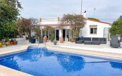 Piscina de Casa o xalet en venda en  Cádiz Capital