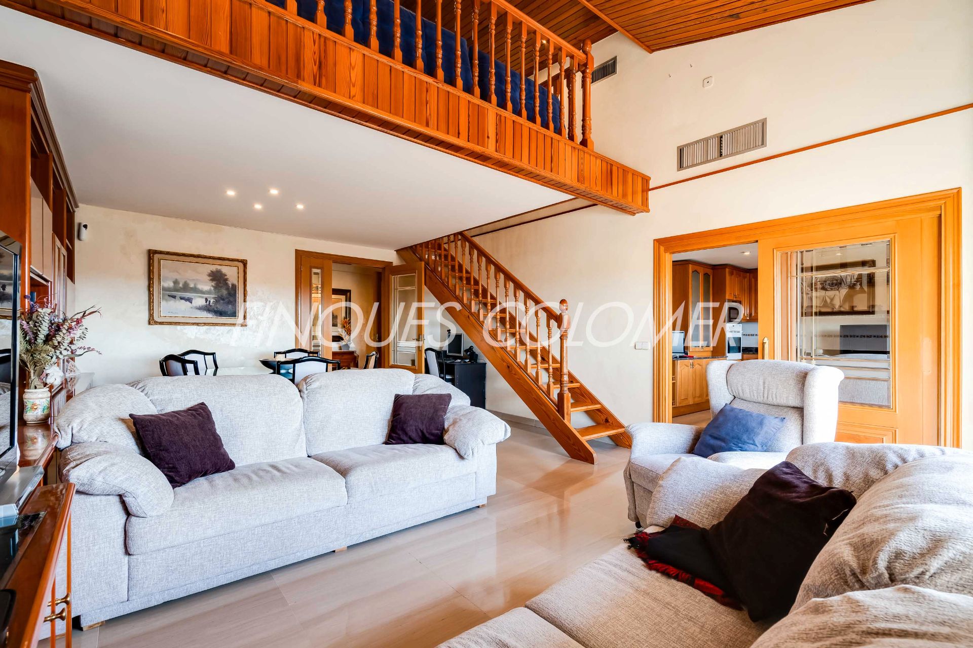 Living room of Duplex for sale in Rubí  with Air Conditioner, Heating and Oven